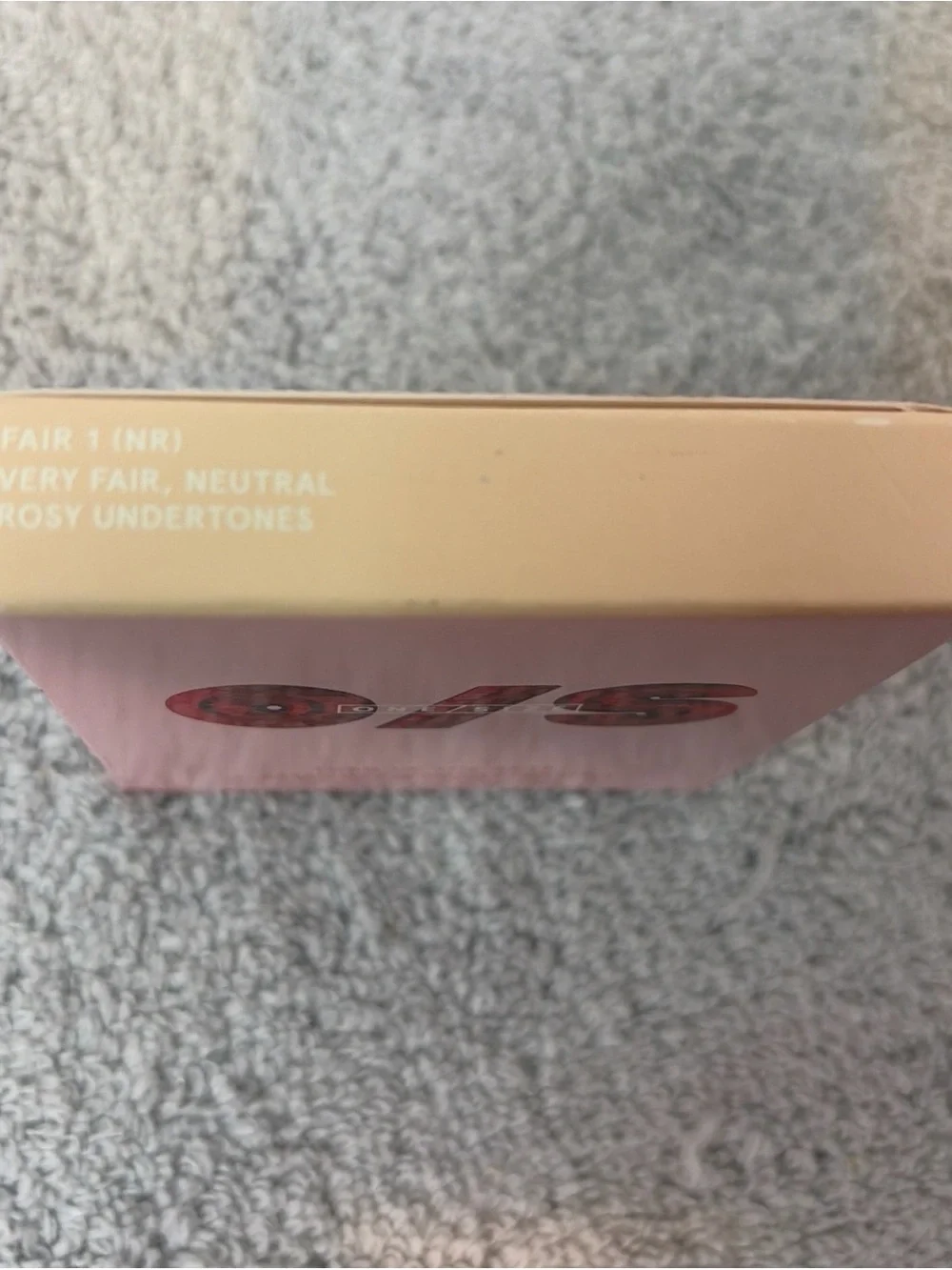 ONE/SIZE compact foundation